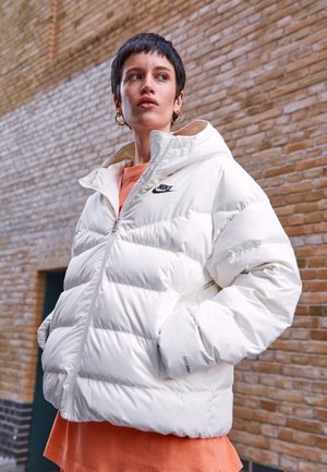 Nike Sportswear Žieminė striukė - sail/black