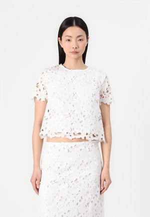 VMROSE O NECK SHORT - Blouse - snow white