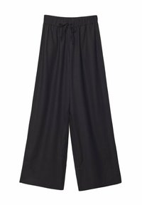 Czarne spodnie o szerokich nogawkach z elastycznym pasem i sznurkiem, wykonane z lekkiego materiału.