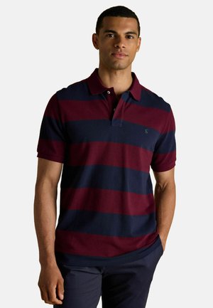 Polohemd in burgunderrot und navy gestreift, kurzärmlig, mit Kragen und kleinem Logo auf der Brust. Baumwollmaterial mit glatter Textur.