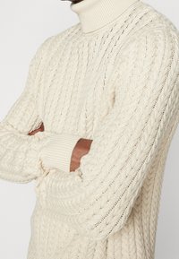 Selected Homme Stickad tröja - beige