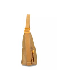 Borsa a tracolla in un materiale marrone chiaro texturizzato con una tracolla gialla, dotata di una tasca laterale e di un accent del logo.