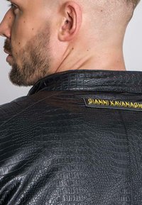 Abbigliamento Gianni Kavanagh | Novità su