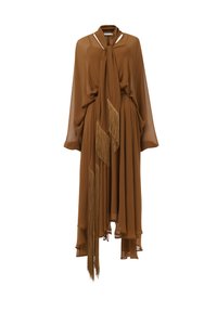 Robe brune fluide en tissu léger avec une longue écharpe nouée et des détails à franges. Présente une coupe ample et de longues manches amples.