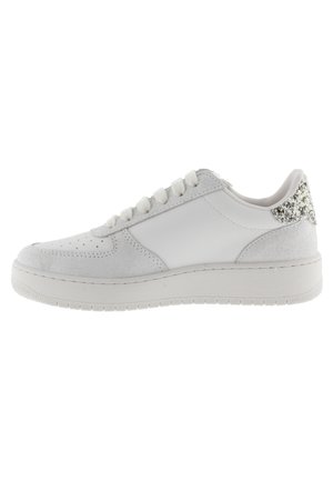 MADRID CRAQUELADO - Sneakers basse - plata