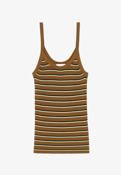 Débardeur en ribans de couleur marron avec des rayures verticales crème et noires. Il présente des bretelles fines et une encolure dégagée avec une découpe horizontale.