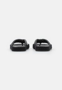 Vero Moda VMGRIFF  - Sandálias em T - black