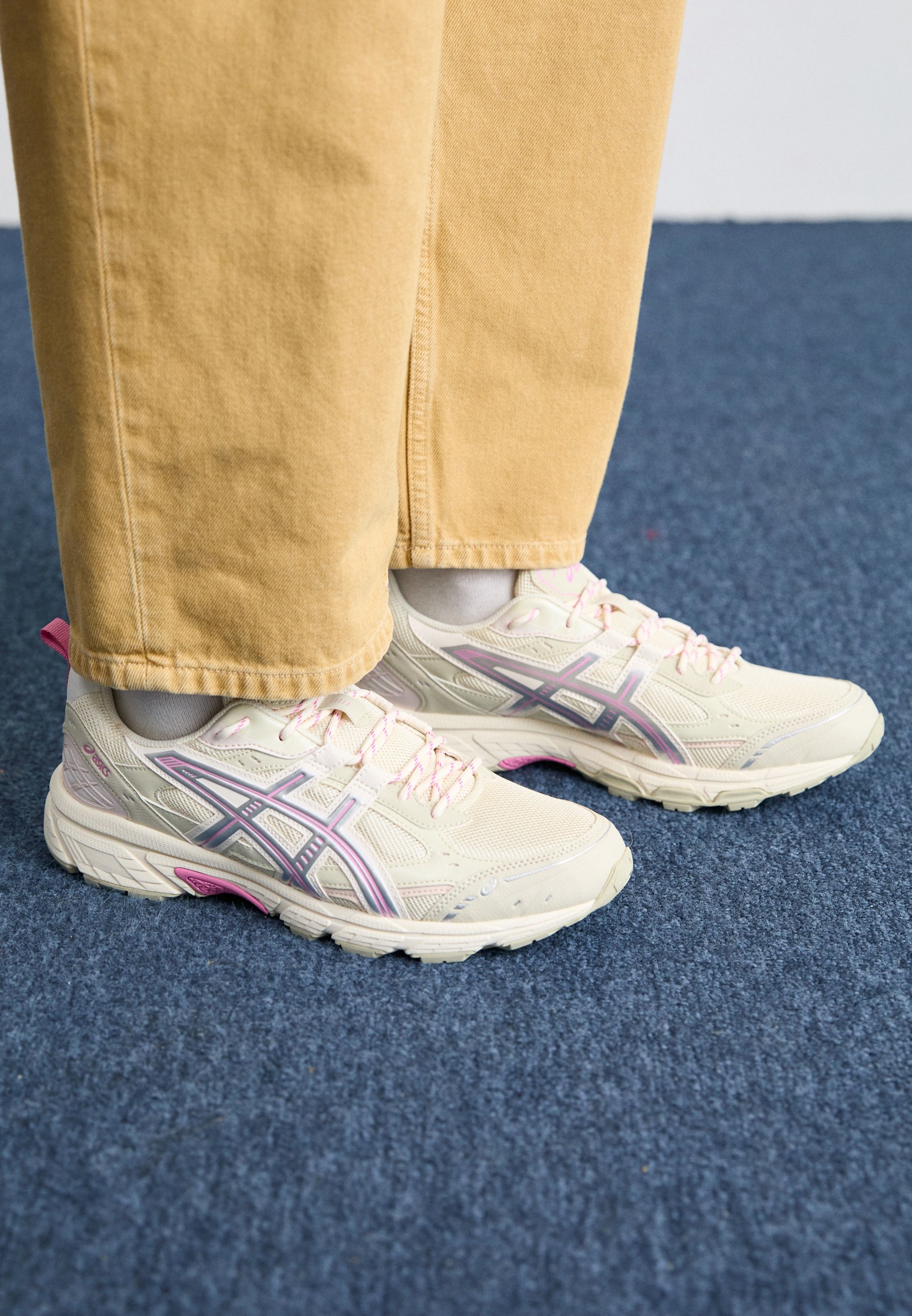 asics sneaker pink