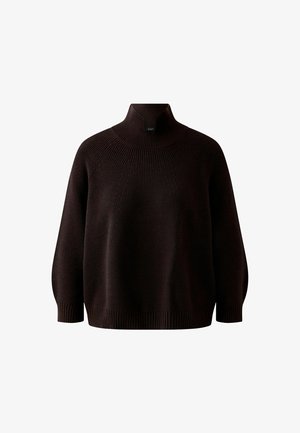 Pull à col roulé marron foncé en tissu côtelé. Présente une coupe décontractée et des manches longues avec un motif texturé.