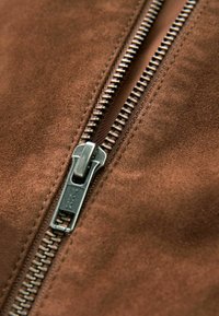 Next REGULAR FIT - Kožnata jakna - brown