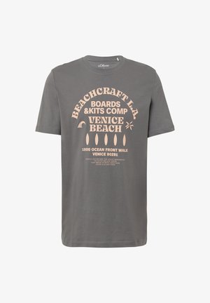 Graues Baumwoll-T-Shirt mit kurzen Ärmeln, das einen cremefarbenen Grafikdruck mit der Aufschrift "Beachcraft L.A. Venice Beach" und dekorativen Elementen zeigt.