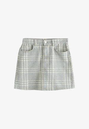 Rövid szürke-fehér kockás szoknya elülső zsebekkel, övbújtatókkal és patentos záródással.