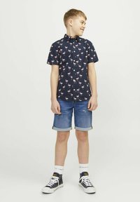 Jack & Jones Junior - Jeansshorts - blue denim Miniatyrbild 1