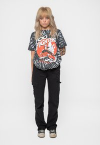 Paradiso Clothing FOO FIGHTERS SPEEDING BUS DYE WASH - Print T-shirt - black