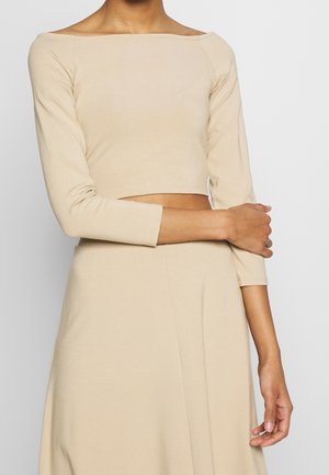Monki Top