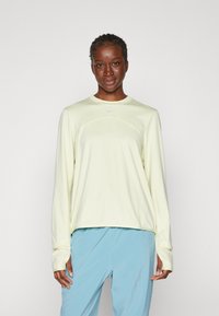 Nike Performance SWIFT TOP - Camiseta de manga larga - life lime/white/heather/silver