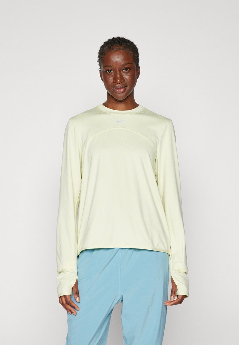 Nike Performance SWIFT TOP - Camiseta de manga larga - life lime/white/heather/silver