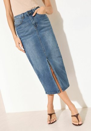 Friends Like These, PETITE FIT - SPLIT FRONT DENIM MIDI SKIRT - Pliiatsseelik - mid blue