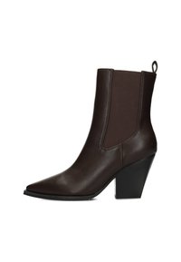 Botte cheville en cuir marron avec un embout pointu, des panneaux latéraux élastiques et un talon noir épais, avec une languette à l'arrière.