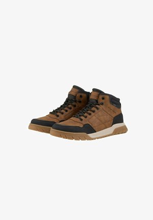 Bruine hoge schoenen met een leren bovenwerk, zwarte mesh accenten, rubberen zool en gestructureerde details aan de zijkanten. Vetersluiting ontwerp.
