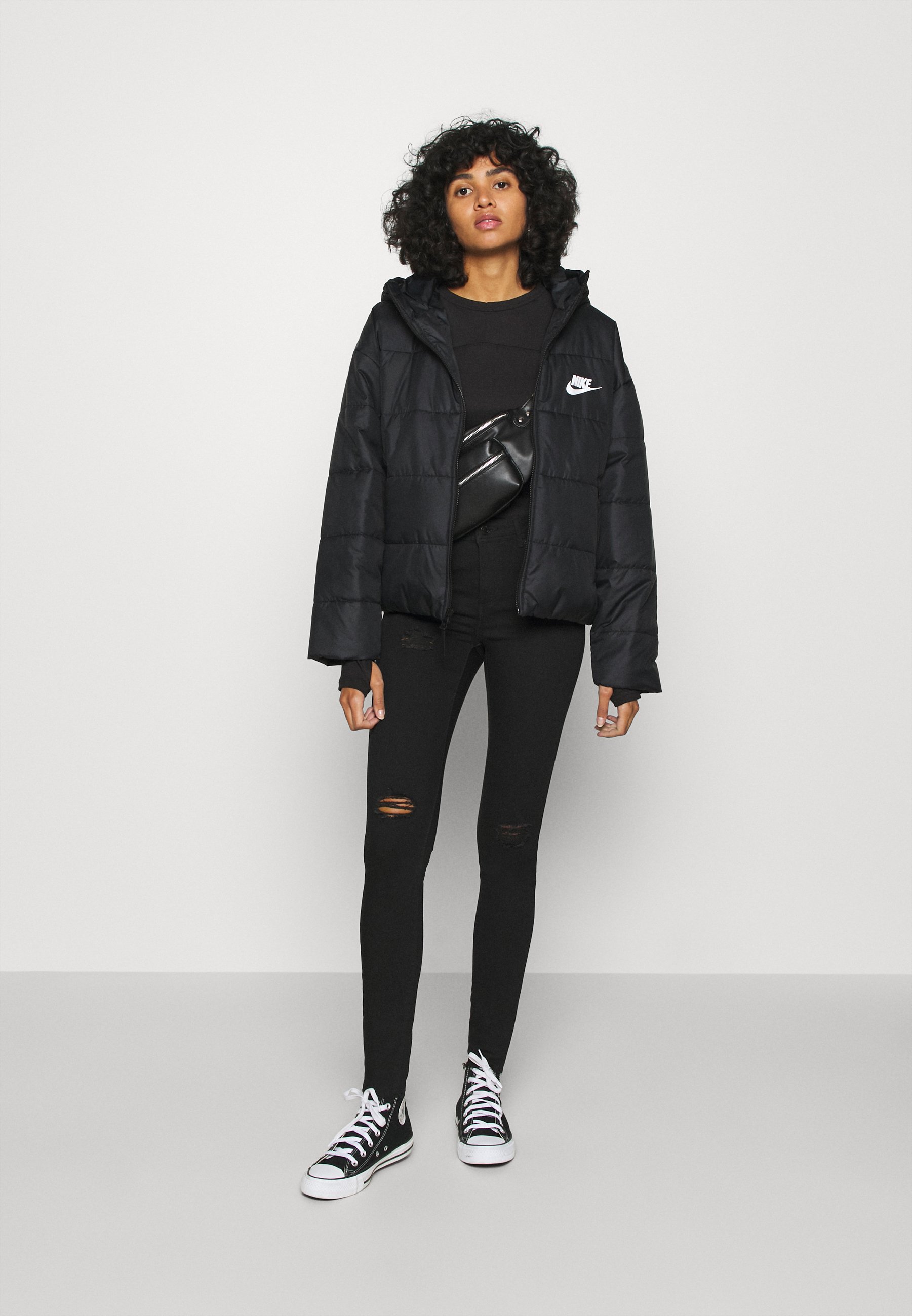 Nike Sportswear CORE Lett jakke blacksvart Zalando.no Nike Sportswear CORE Lett jakke blacksvart Zalando.no