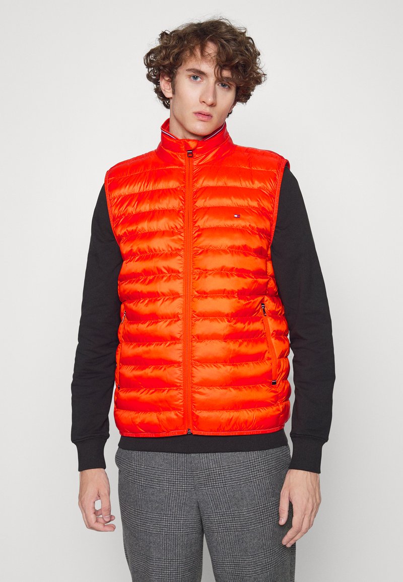 Tommy Hilfiger PACKABLE VEST - Colete - acid orange