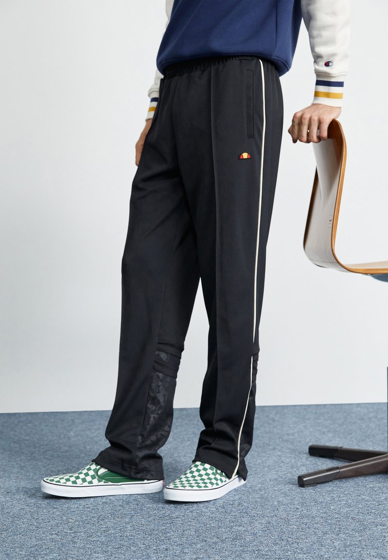 Ellesse FORNACE TRACK PANT Jogginghose black/schwarz Zalando.de