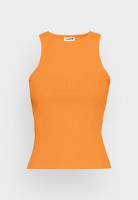 Top in cotone arancione a coste, con un design aderente, senza maniche e collo rotondo. Il materiale ha una texture liscia e una leggera elasticità.