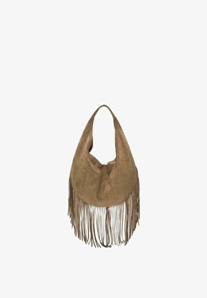 Geantă de umăr din piele întoarsă maro moale, cu detaliu de franjuri lungi atârnând de marginea de jos pe fundal alb.