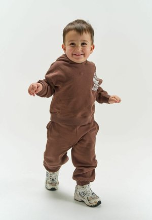 The New Siblings, Pantalon de survêtement - chestnut