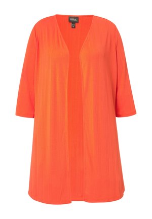 Cardigan orange léger avec un décolleté en V, des manches trois-quarts et une ouverture sur le devant. Présente une texture côtelée verticale subtile.