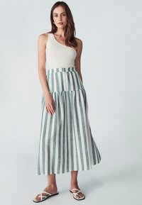 WILLA APRIL MIDI - sukňa v tvare A - green stripe