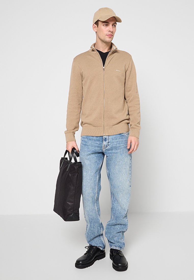 Strickjacke