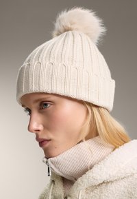OYSHO POMPOM KNIT - Pălărie - white