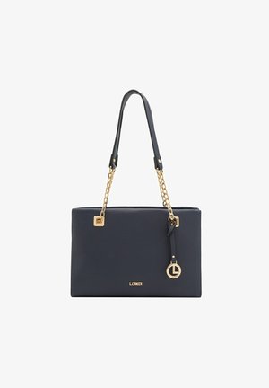 Marineblauwe faux leren handtas met gouden kettingaccenten, plat ontwerp, rechthoekige vorm en logo-detail op de voorkant.