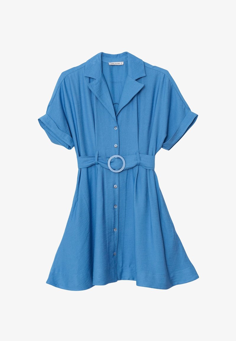 Kurzärmeliges blaues Hemdkleid mit Kragen, vorderen Knöpfen und einem passenden Gürtel mit runder Schnalle an der Taille.