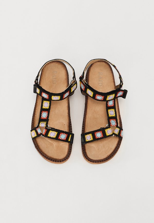 LUXE - Ankle cuff sandals3