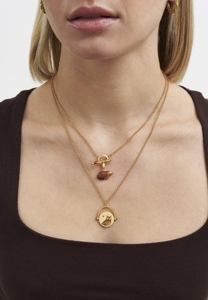 FABLE ENGLAND, LADYBIRD & HEDGEHOG TOGGLE NECKLACE IN GOLD - Halskette - gold brown