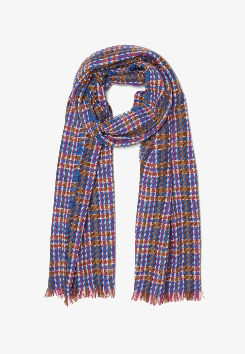 Bufanda tejida con un patrón a cuadros en marrón, azul, rosa y blanco. Textura suave con bordes con flecos. Diseño ligero.