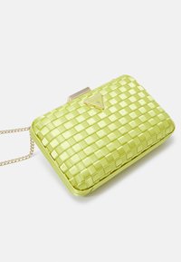 Guess TWILLER - Pochette - chartreuse
