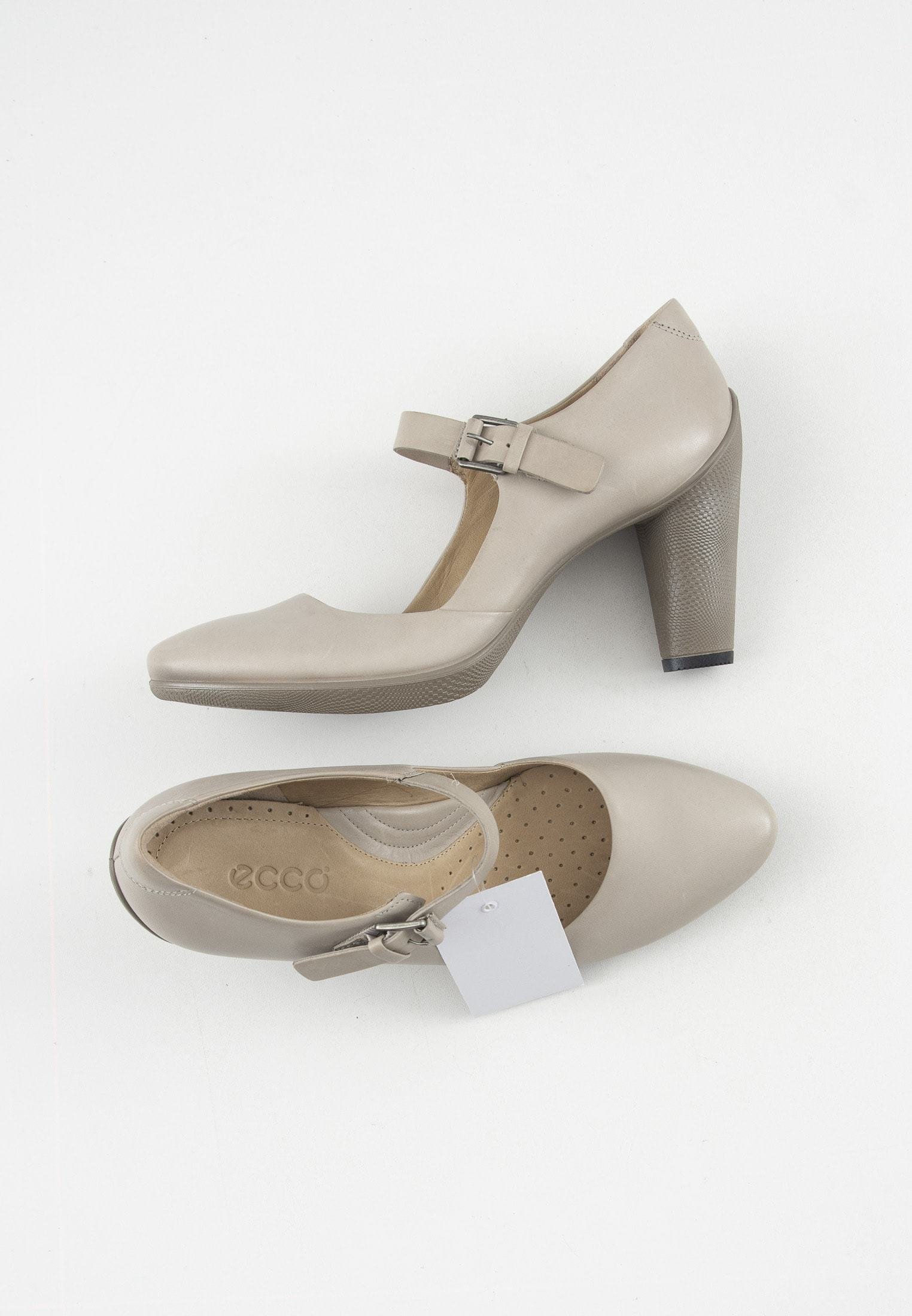 ecco pumps beige