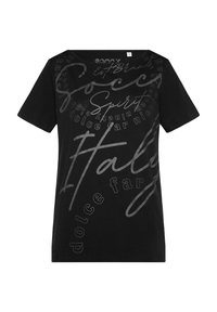 Černé bavlněné tričko s kulatým výstřihem, krátkými rukávy a šedými textovými designy, včetně "Itálie" a "dolce far niente."