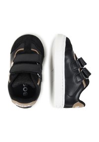 BOSS Kidswear SCRATCHÉES - Chaussures premiers pas - black