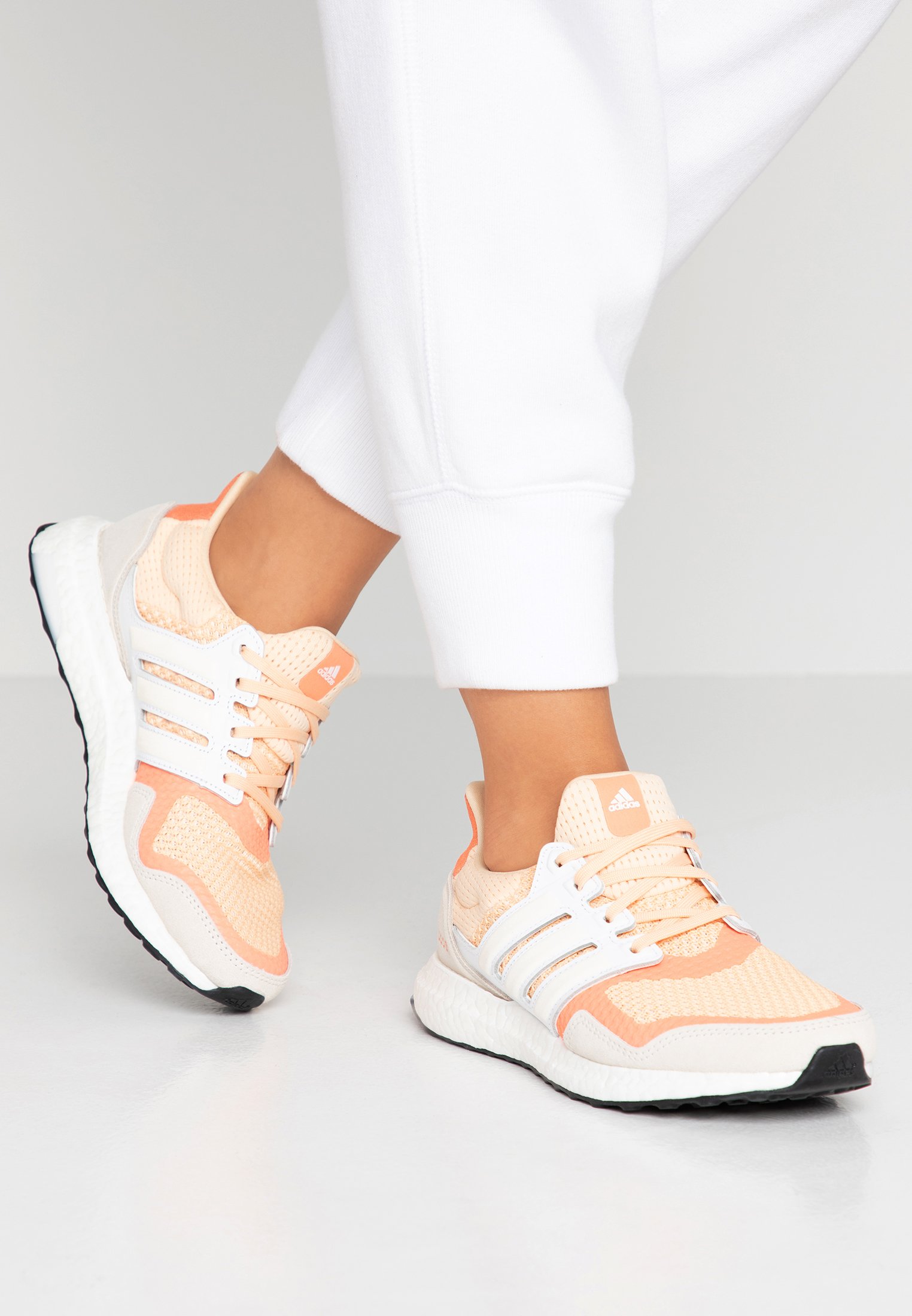 adidas Performance ULTRABOOST S&L Sneaker low glow ora Damen Sneaker und Schuhe adidas UltraBOOST S&L W Ecru Tint