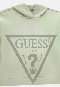 Guess JUNIOR LS ACTIVE - Džemperis su gobtuvu - grün