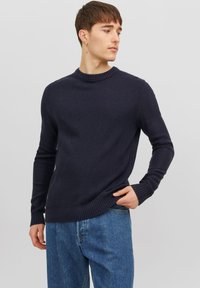 Jack & Jones JORKYLE CREW NECK - Jumper - total eclipse