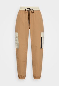 Nike Sportswear PANT - Cargo trousers - driftwood/rattan/safety orange