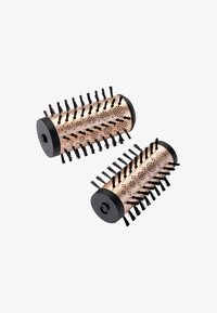 Deux brosses à cheveux rondes avec des bases en caoutchouc noir et des corps en métal rose doré, dotées de poils noirs et de motifs perforés.