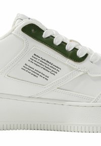 MoEa Sneakers laag - white green