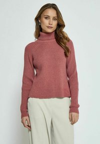 Unselected, rose melange